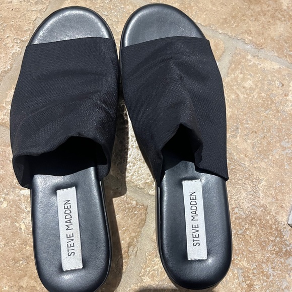 Steve Madden Slinky Back Sandal✨ - Picture 3 of 4